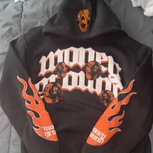 It’s a very nice jacket just for style